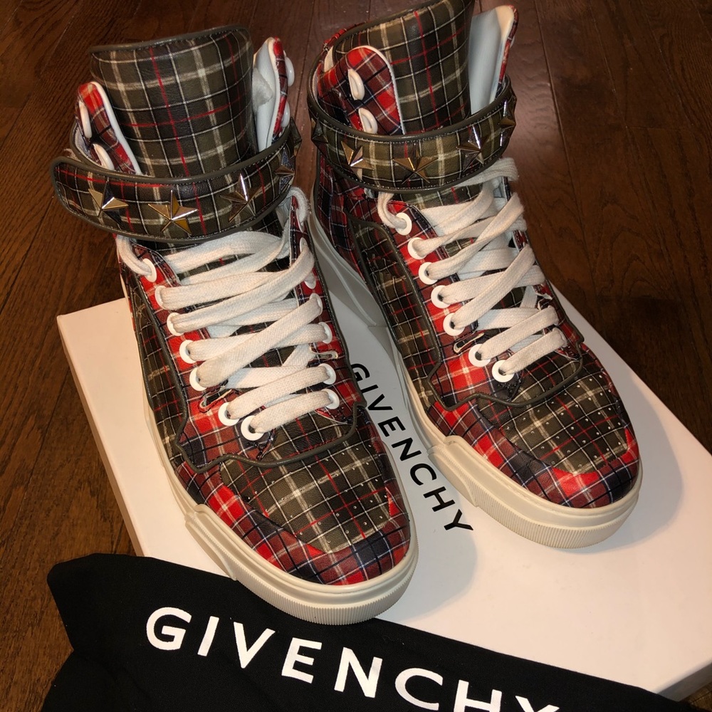 Authentic GIVENCHY Tyson Sneakers
